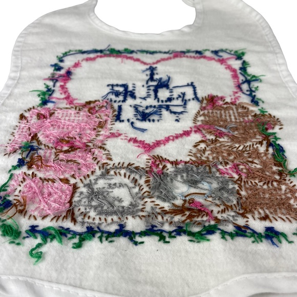 Vintage Handmade Cross Stitch Baby Bib Kitten Bunny Bear I Love You Tie-up Heart - Picture 11 of 14